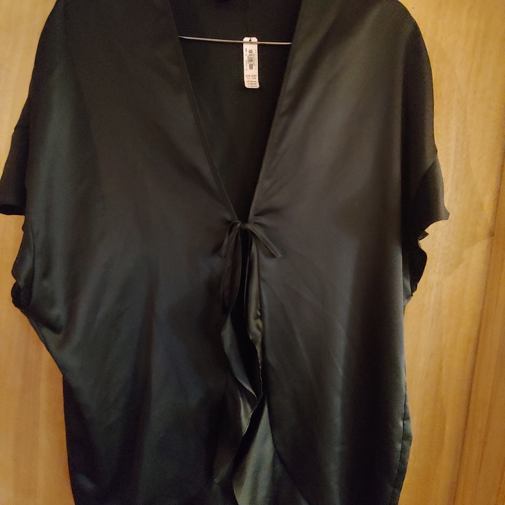 Victoria Secret Short Robe